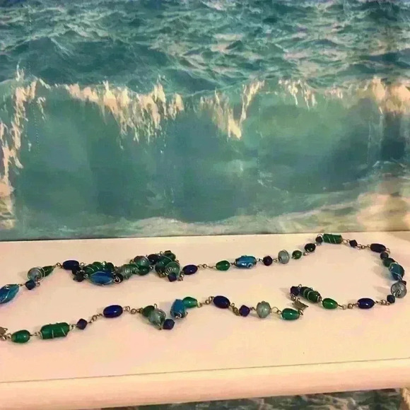 Blue Green Long Vintage Beaded Silver Tone Glass Necklace 30” - Picture 7 of 13